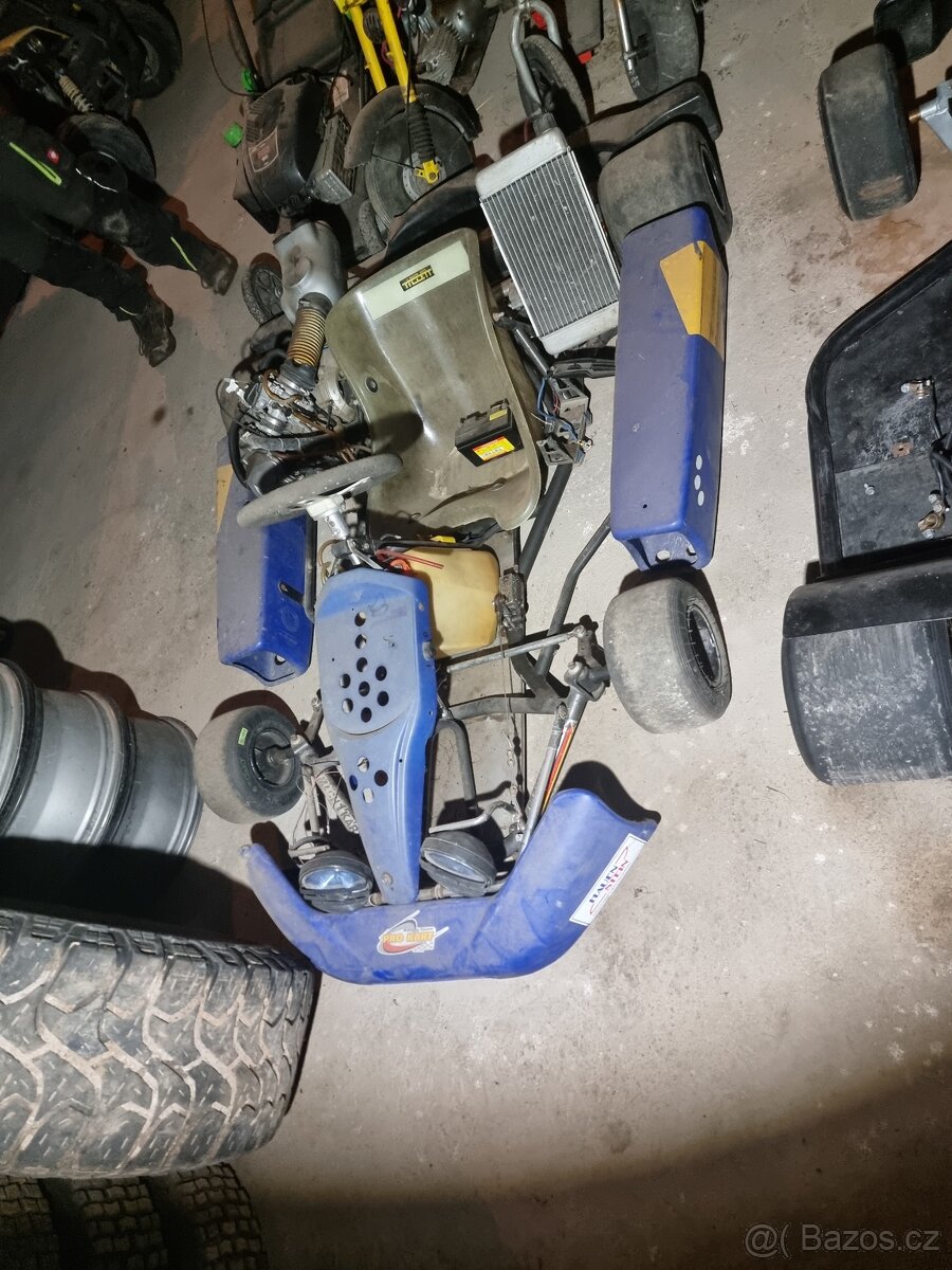 Motokára 180