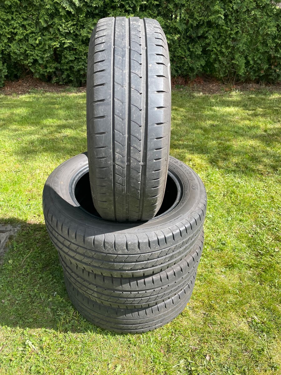 Letní pneu 195/60/16
