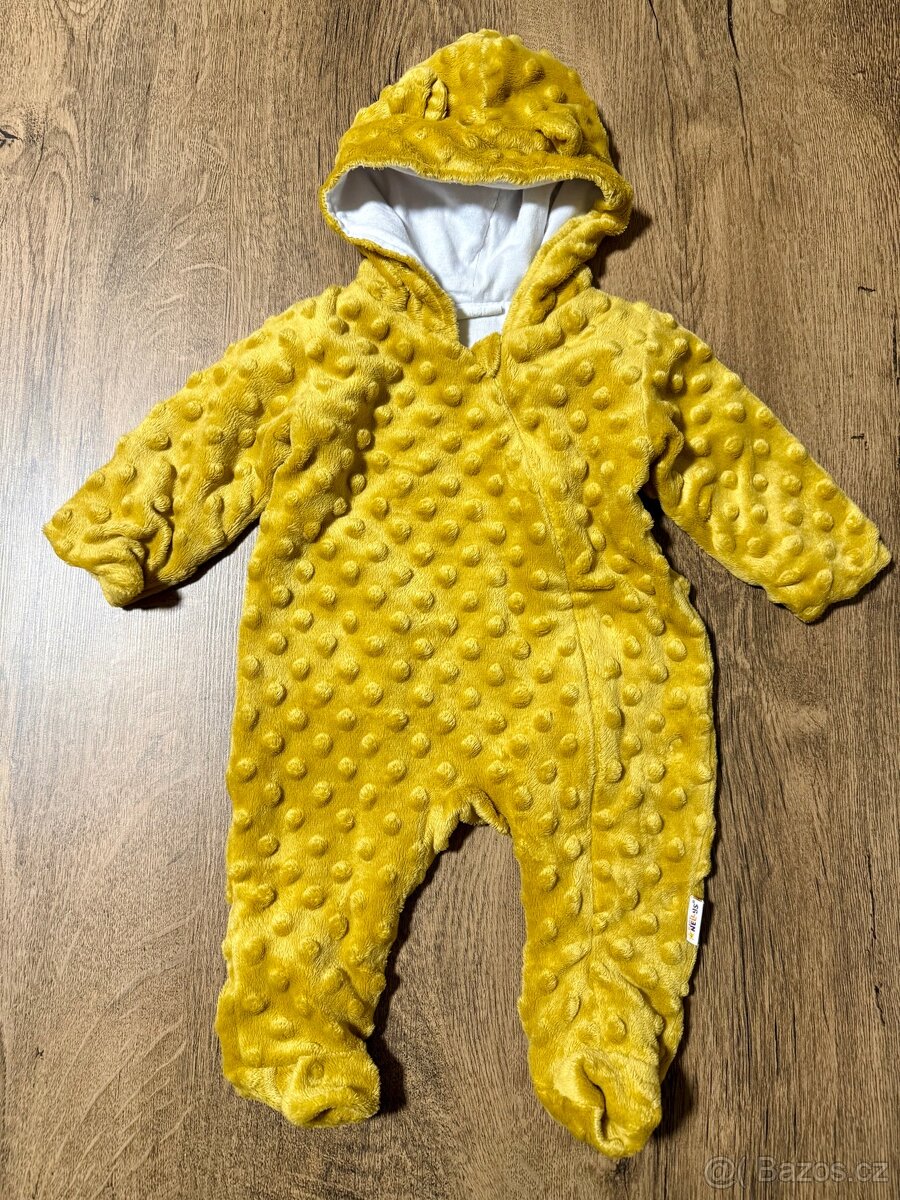 Baby Nellys Kombinézka/overálek MINKY s kapucí a oušky