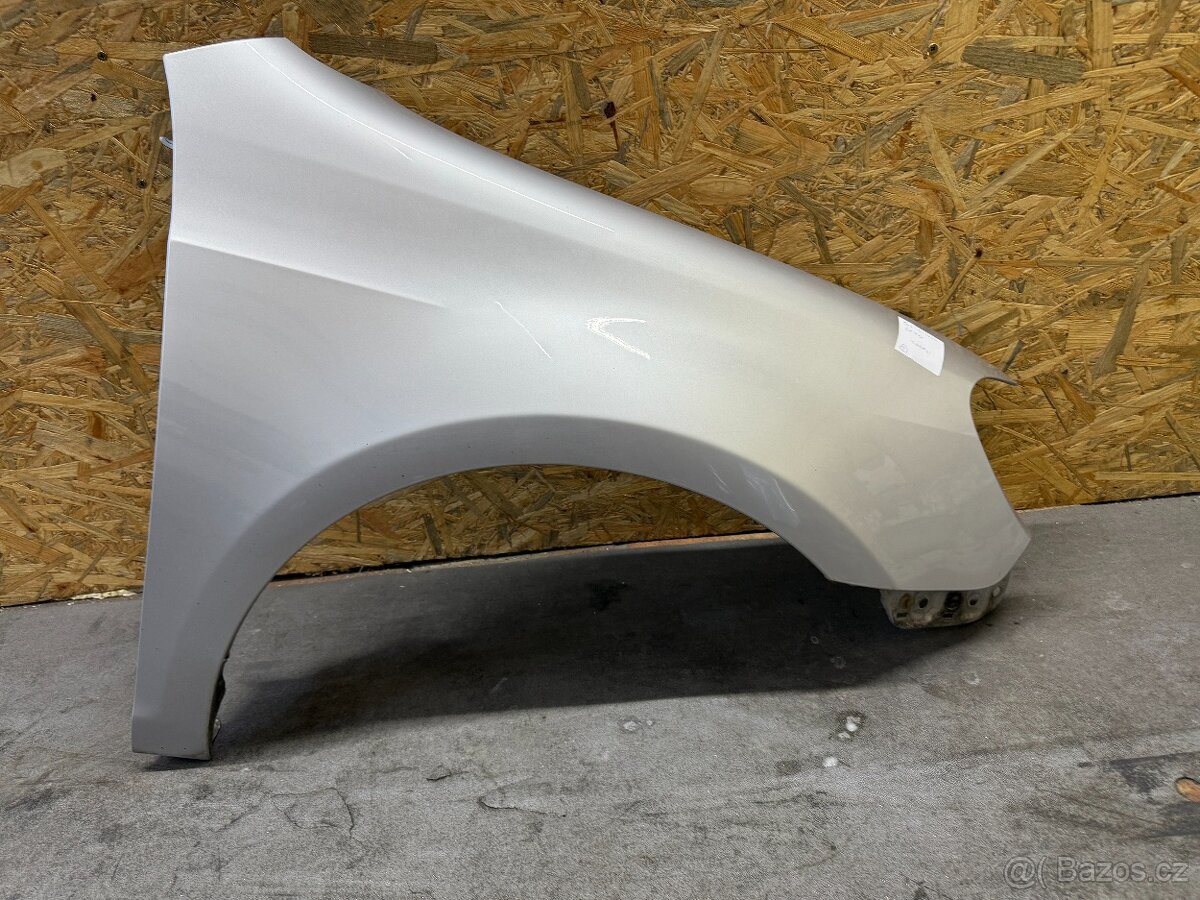 Pravy blatnik Vw Golf 6 5-dverak TOP