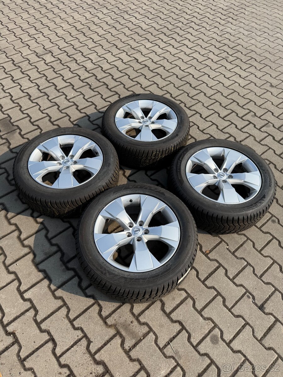 Kompletní Alu Volvo xc40 5x108r18 + 235/55r18 zimní