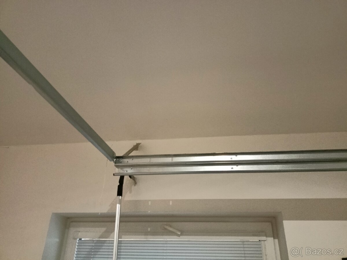 garážová vrata hörmann 4m