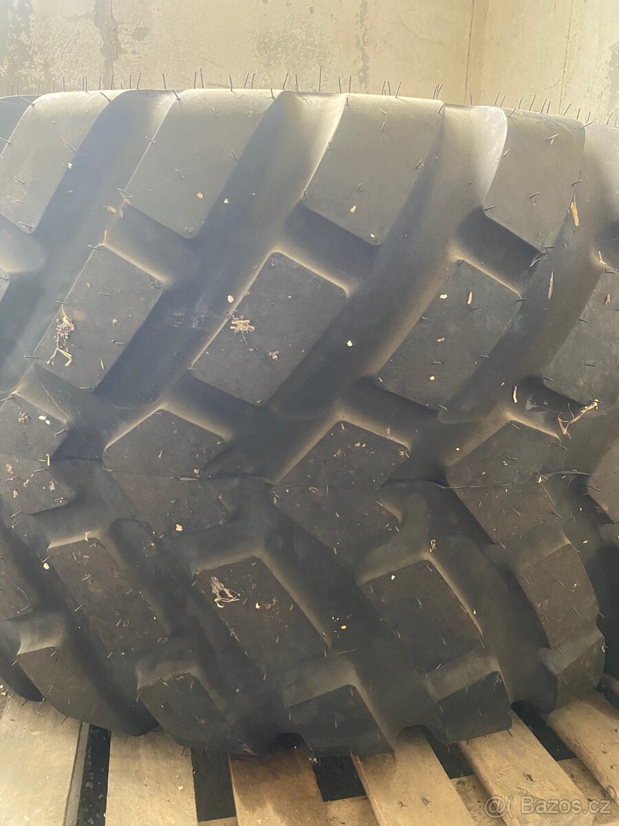 Pneu BKT - 650/50R22.5
