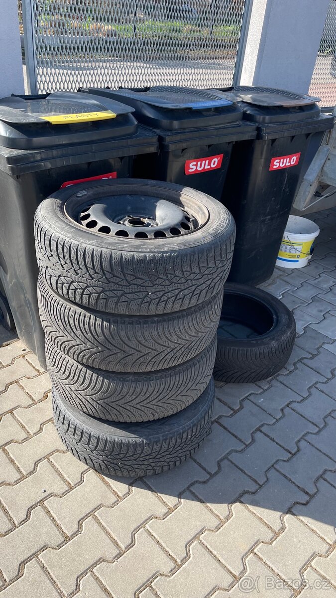 Prodám 4 kola 205x55 R16 se zimním obutím