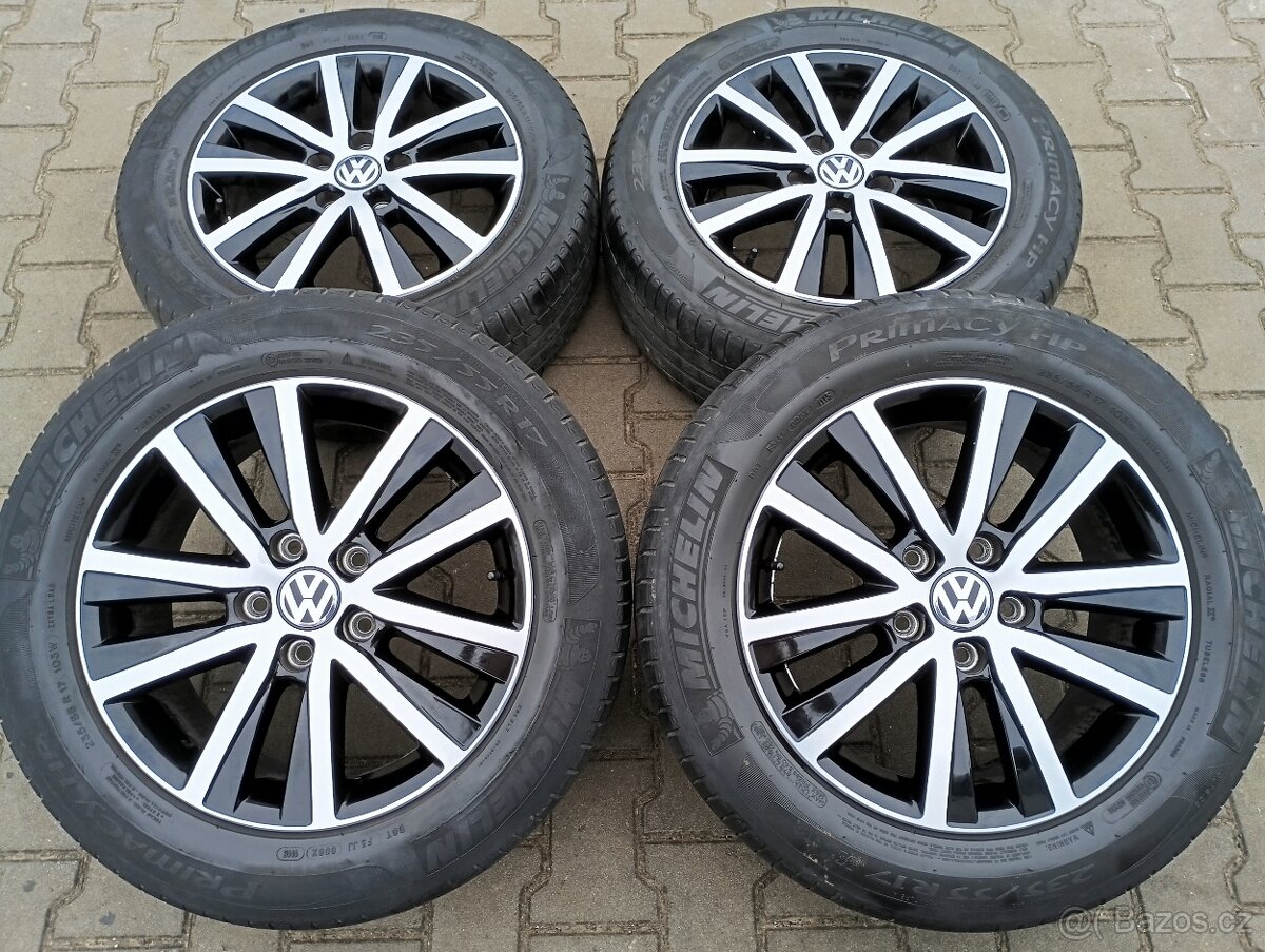 Originál sada VW T5, T6, Multivan, Caravelle 5x120 R17