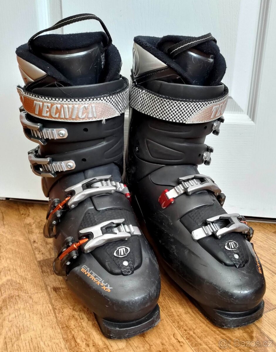 Lyžařské boty TECNICA Entryx vel. 28-28,5cm, bota 324