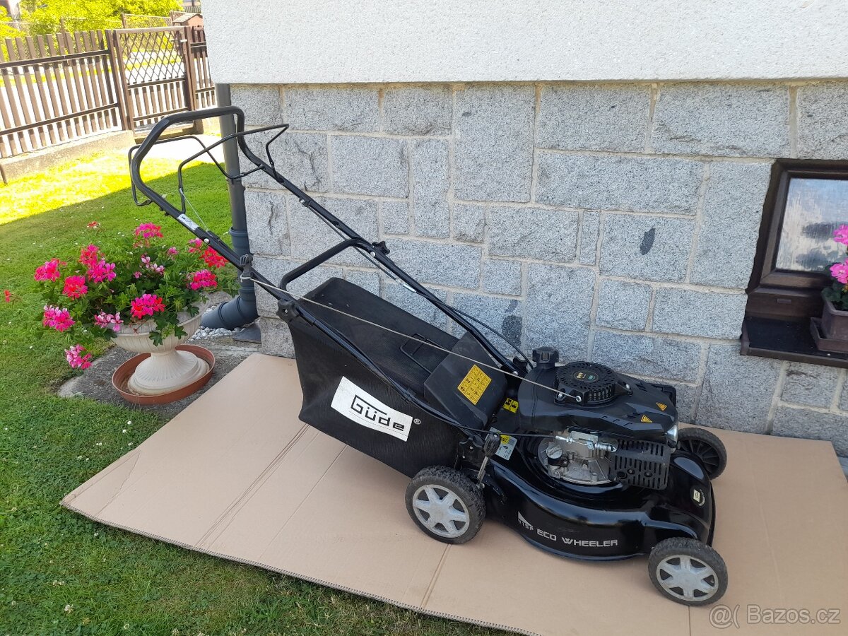 Benzínová sekačka s pojezdem Gude ECO wheller 415 P
