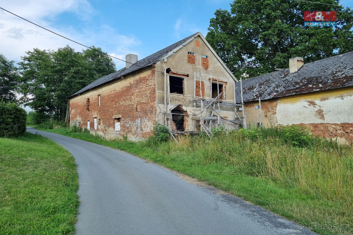 Prodej rodinného domu, 142 m², Horní Poutnov u Teplé