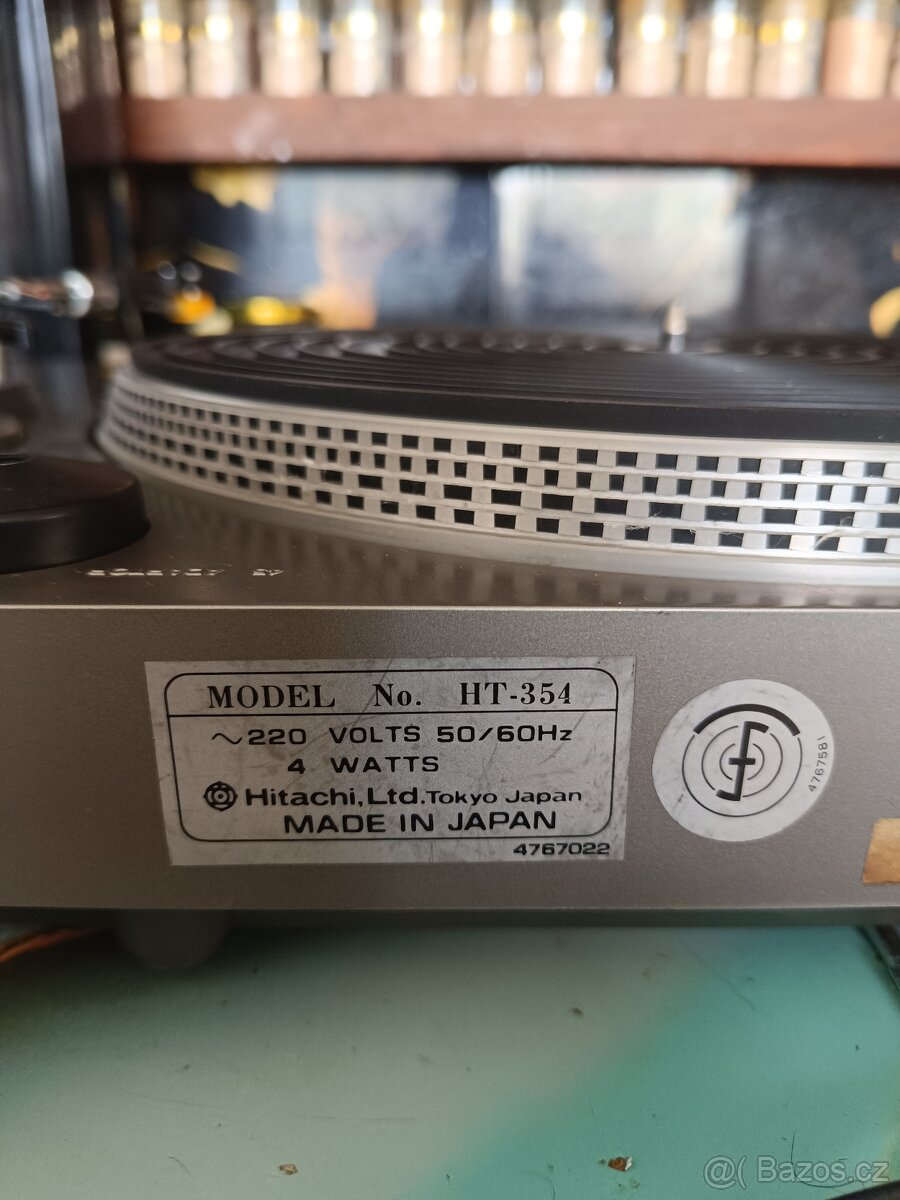 Prodám gramofon Hitachi HT 354