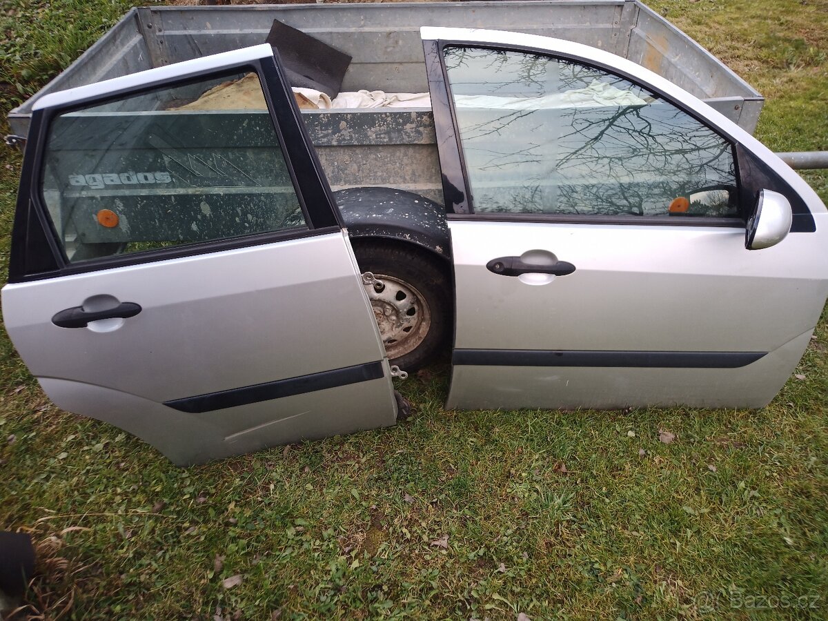 Dveře Ford Focus MK1 kombi