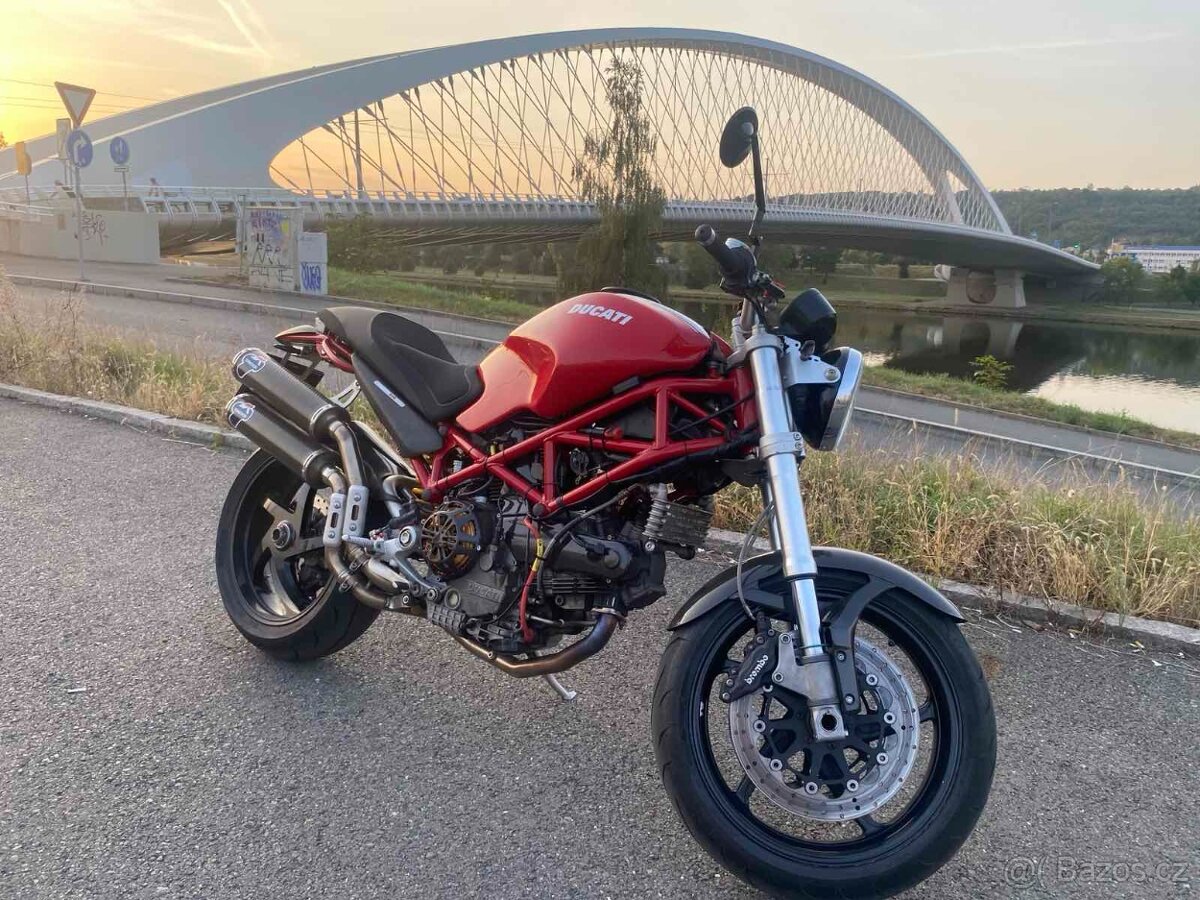 Ducati Monster s2r 1000