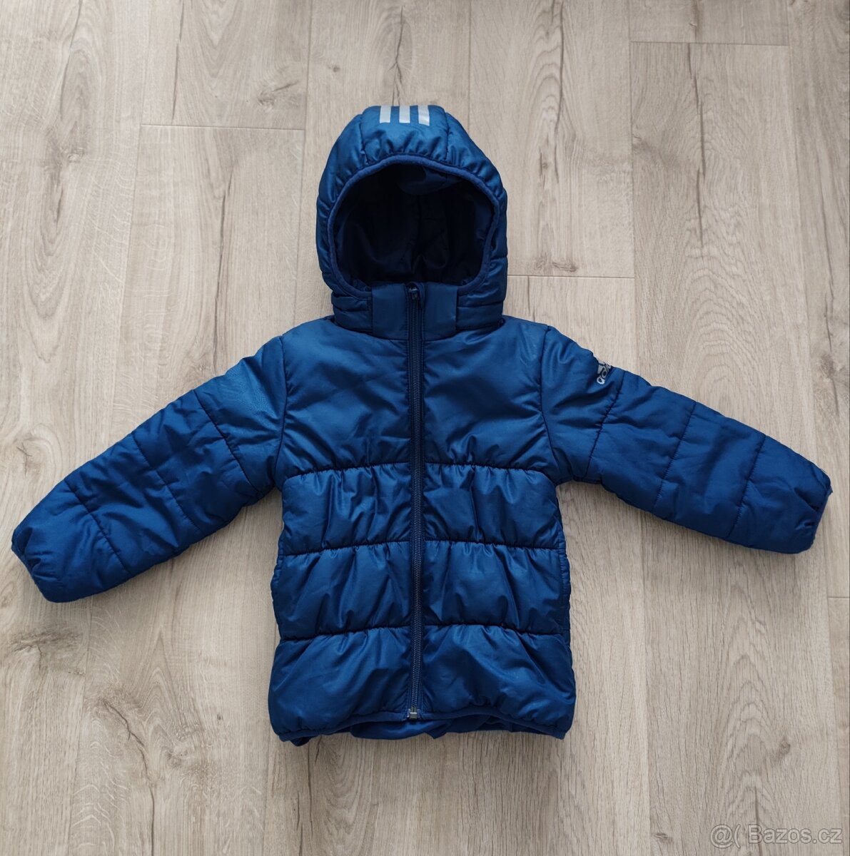 Dětská zimní bunda Adidas vel. 104 (3–4 roky)