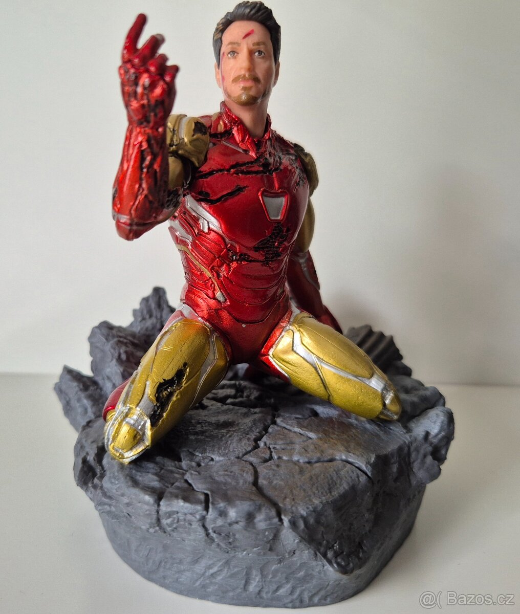 Marvel' Avengers Endgame Iron Man soška
