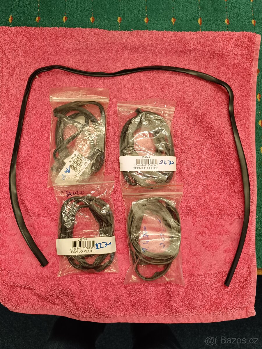 Těsnění dvířek trouby MORA