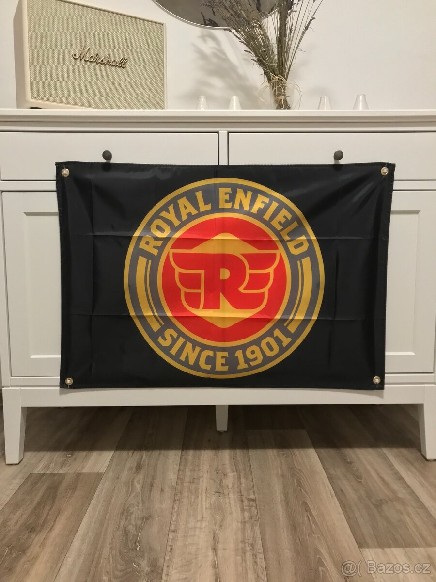 Vlajka Royal Enfield černá