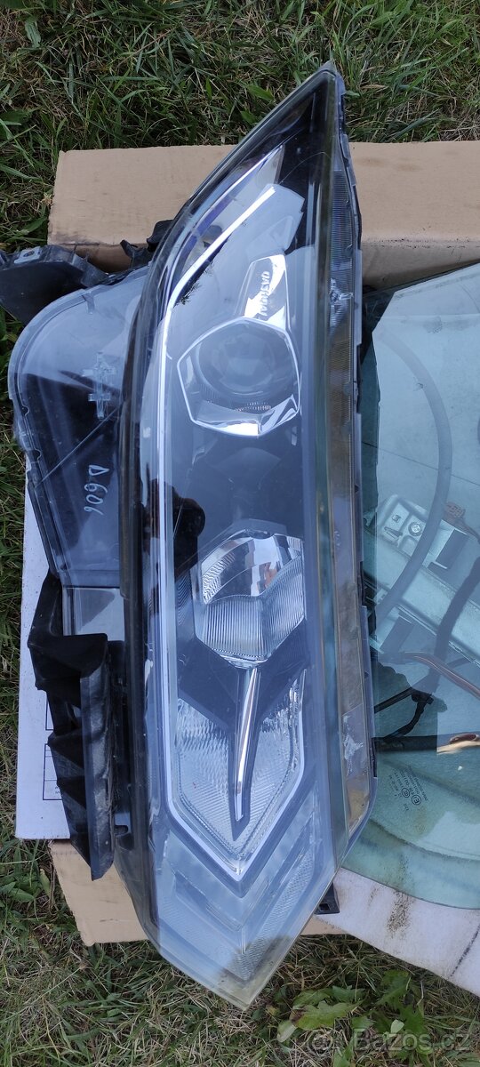 Nárazník,světlo Nissan Qashqai