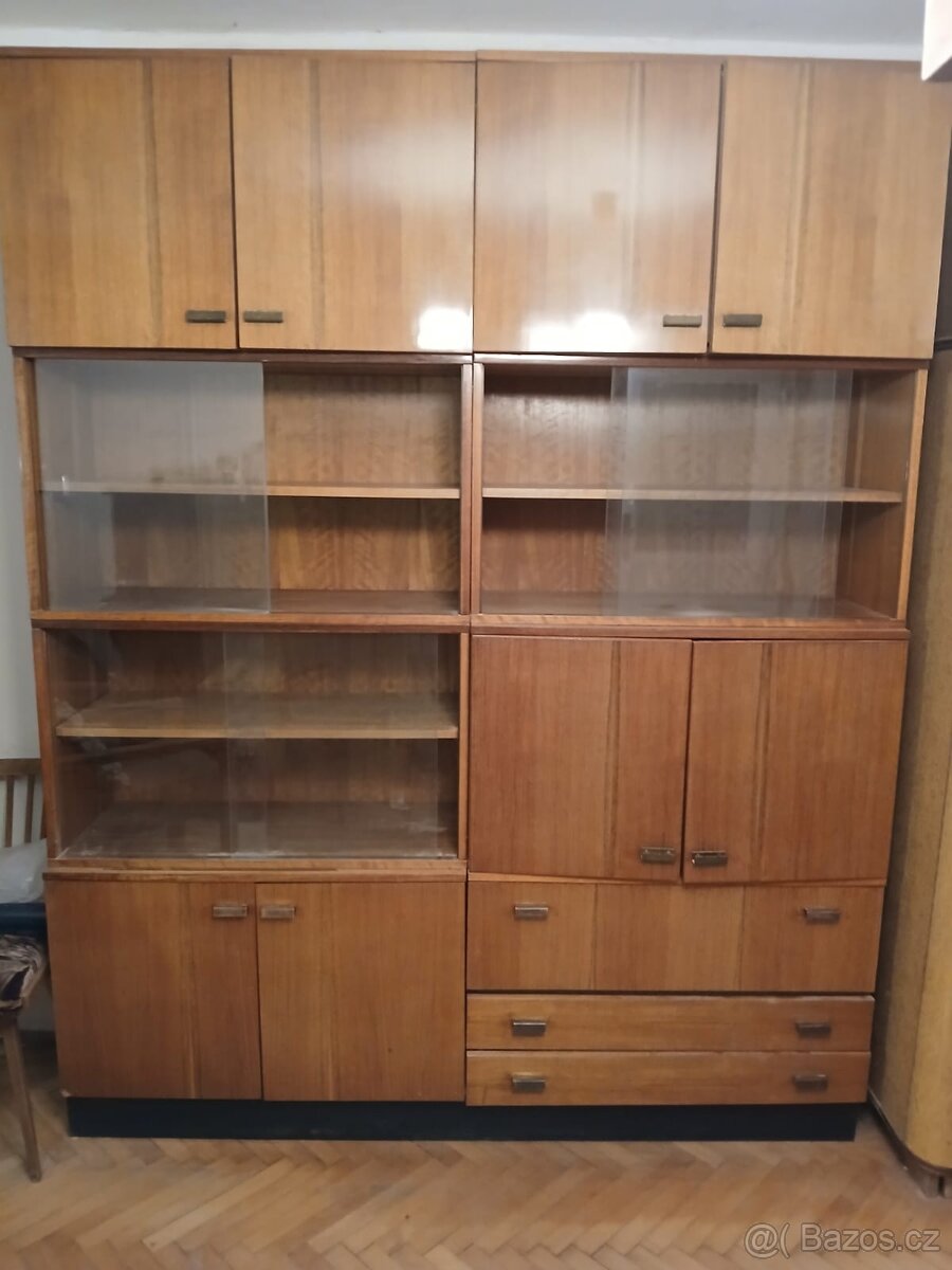 Obývací stěna + skříň