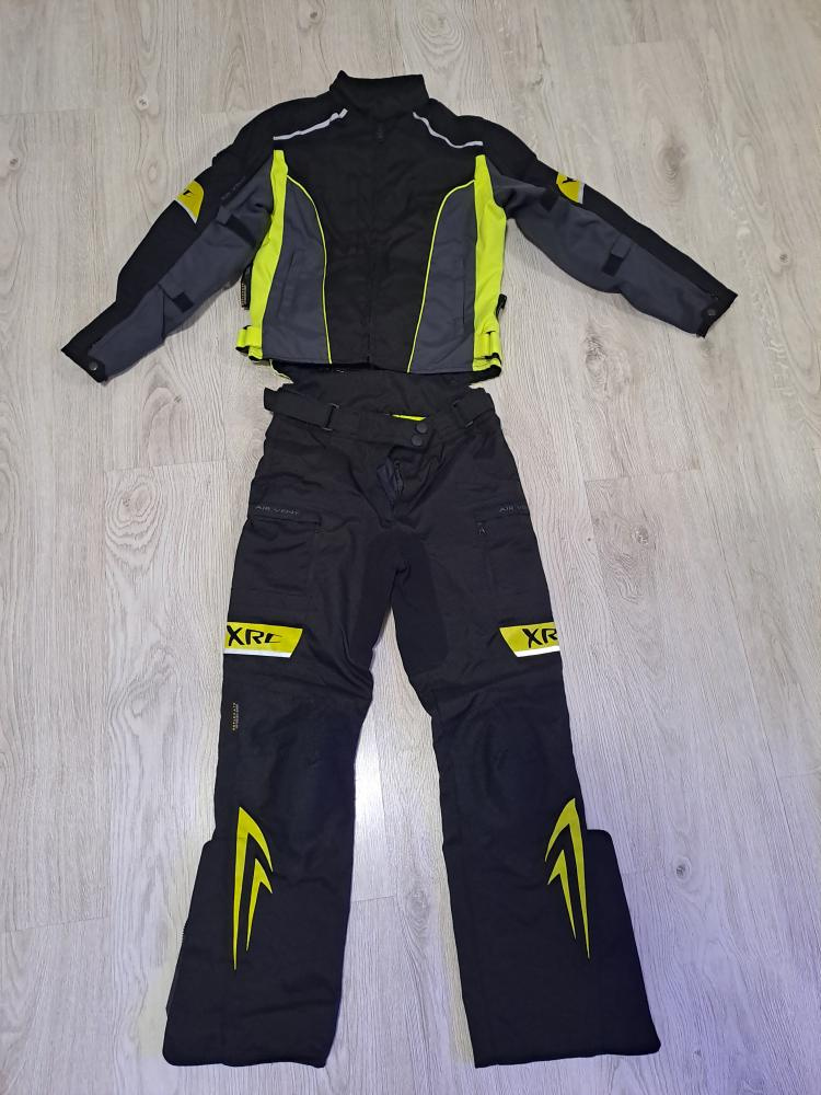 Prodám motorkářskou bundu a kalhoty XRC, velikost XS