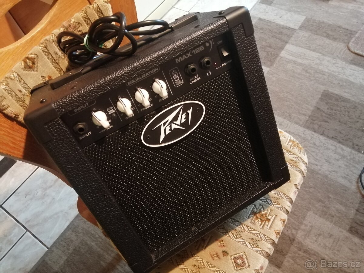 Combo Peavey Max 126