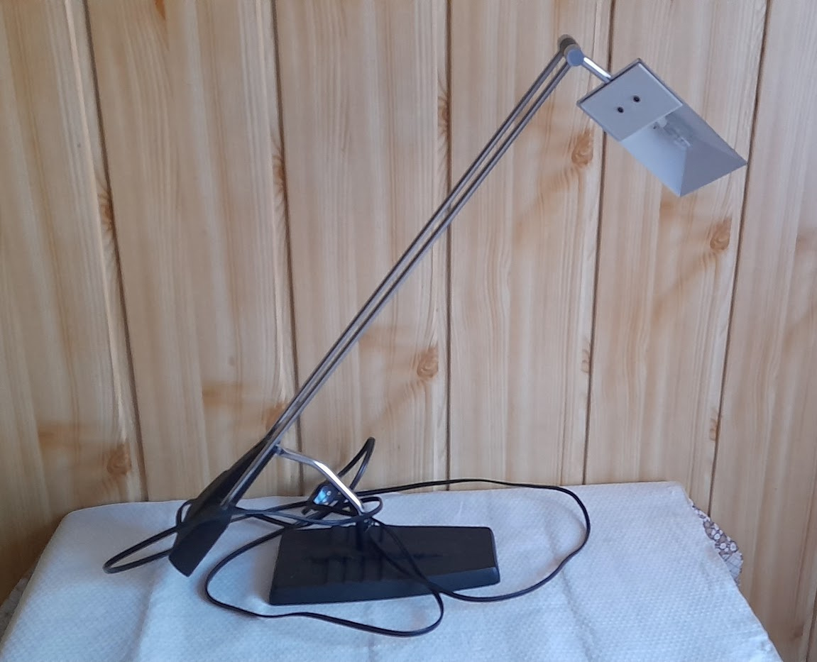 stolní lampa