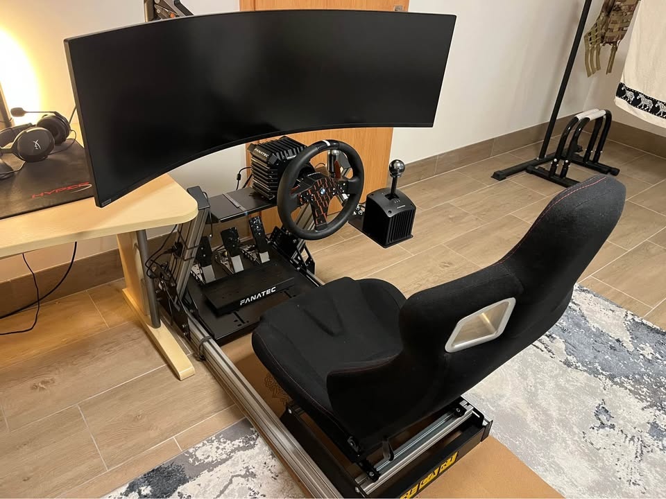 Závodní simulátor, Fanatec, Recart