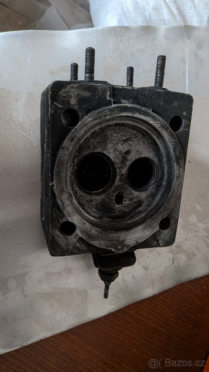 Polomotor 4V RS09