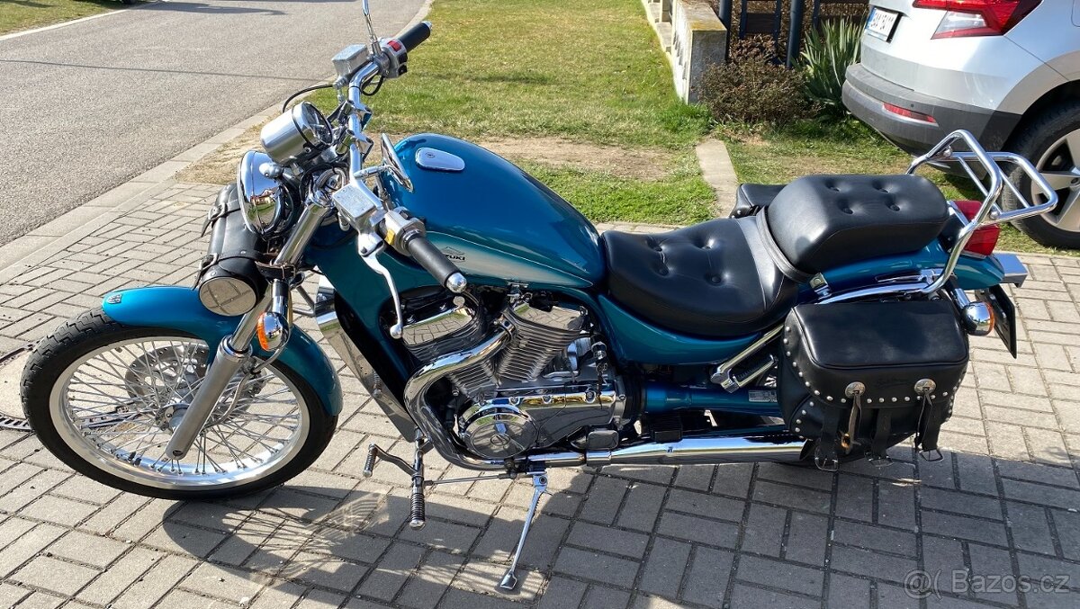 Suzuki VS800 Intruder