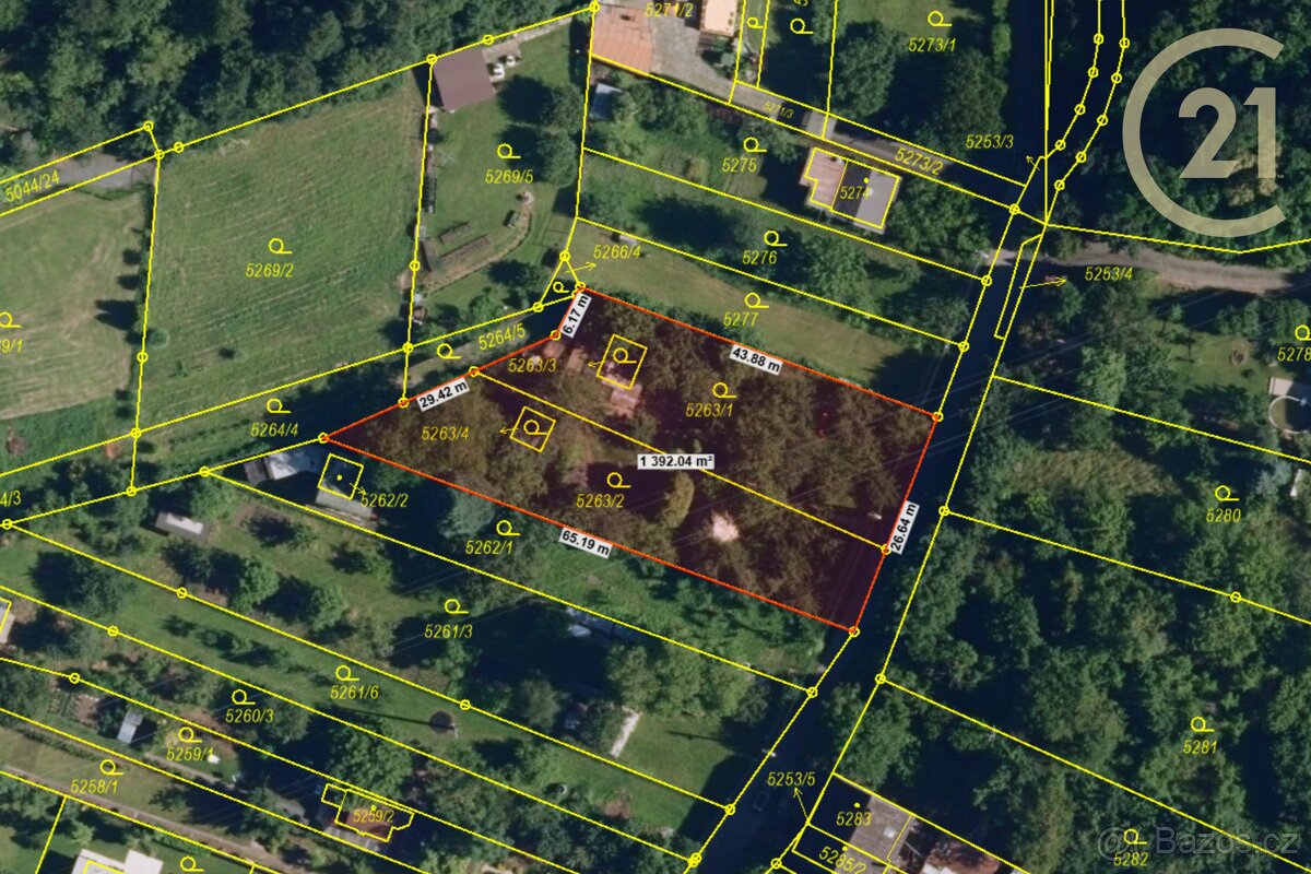 Stavební pozemek v Brně-Líšni – klid, příroda, soukromí