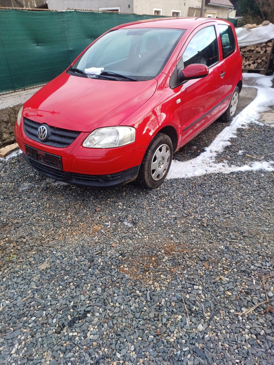 Fox 1,2 htp 40kw rok 03 dovoz 95.000km