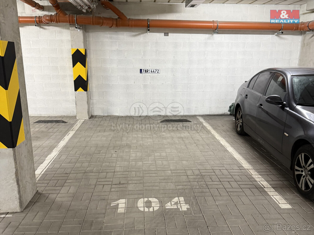 Prodej garážového stání v Pardubicích, ul. Východní