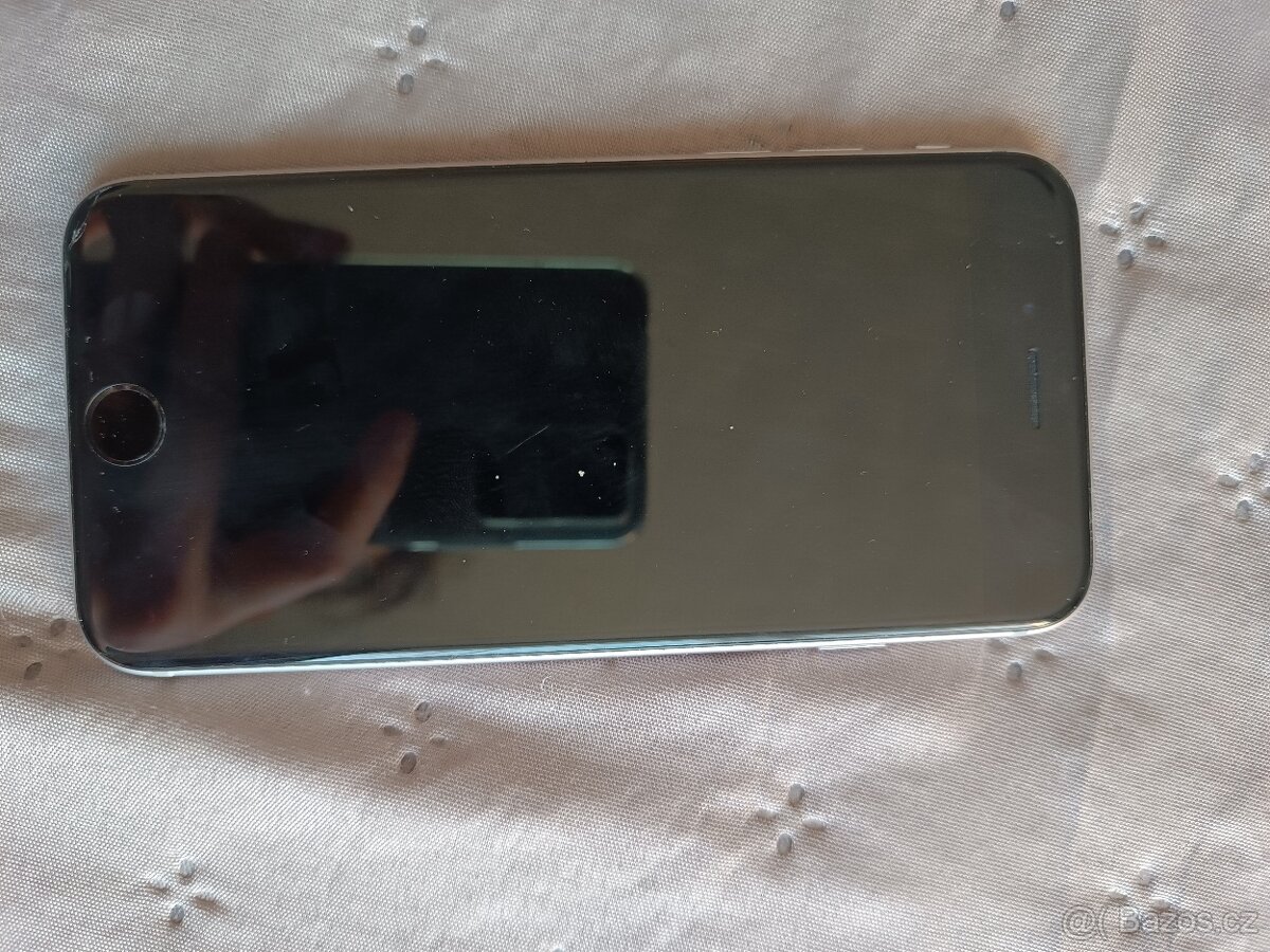 📱 iPhone 6s 32B Plne funkčný, batéria 88%
