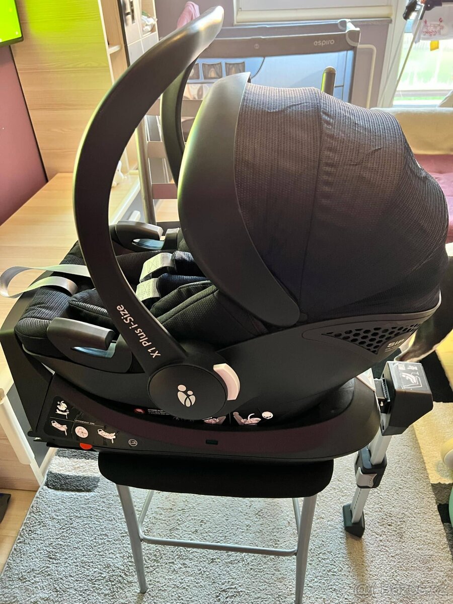 Autosedačka s deskou