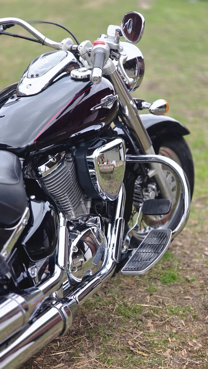 Intruder C800