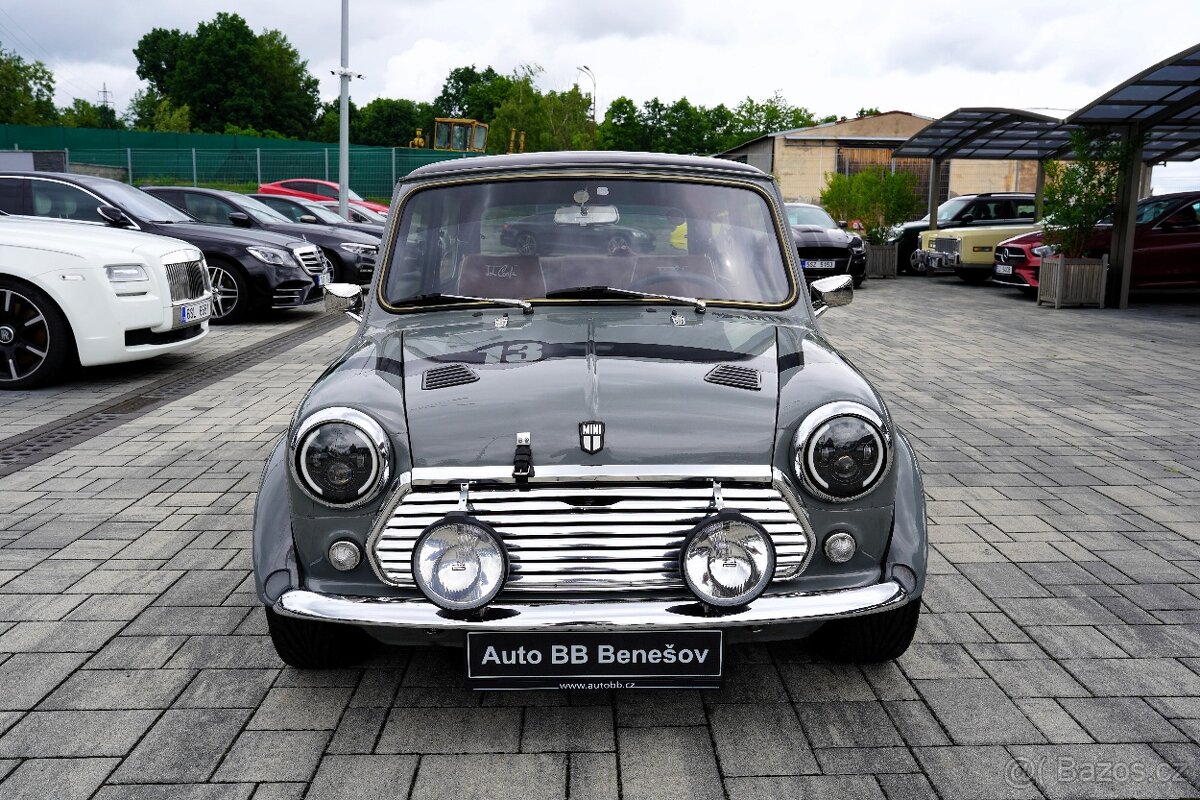 Mini Cooper 1000, kůže