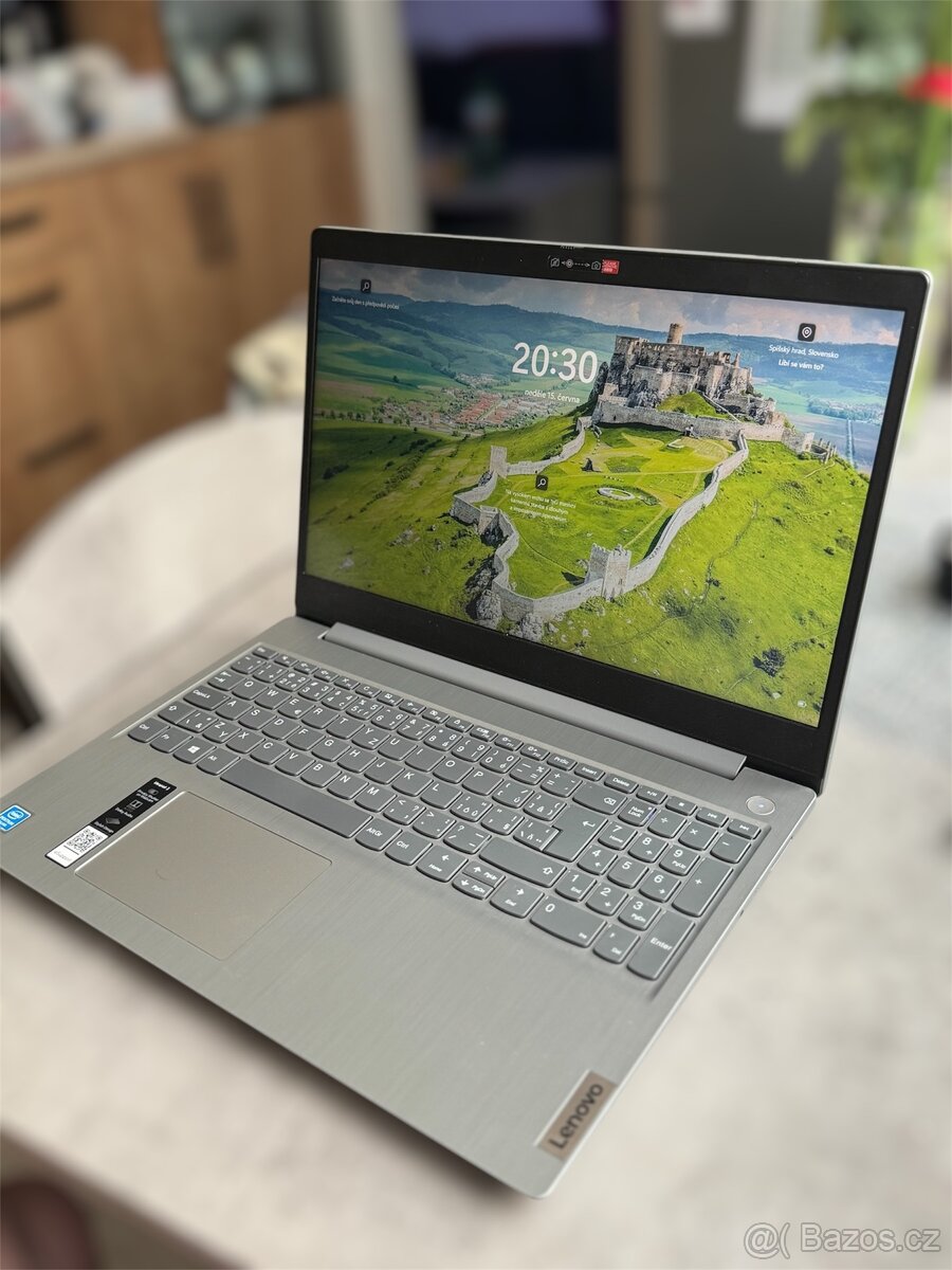 Lenovo IdeaPad 3 15lGL05 - šedý