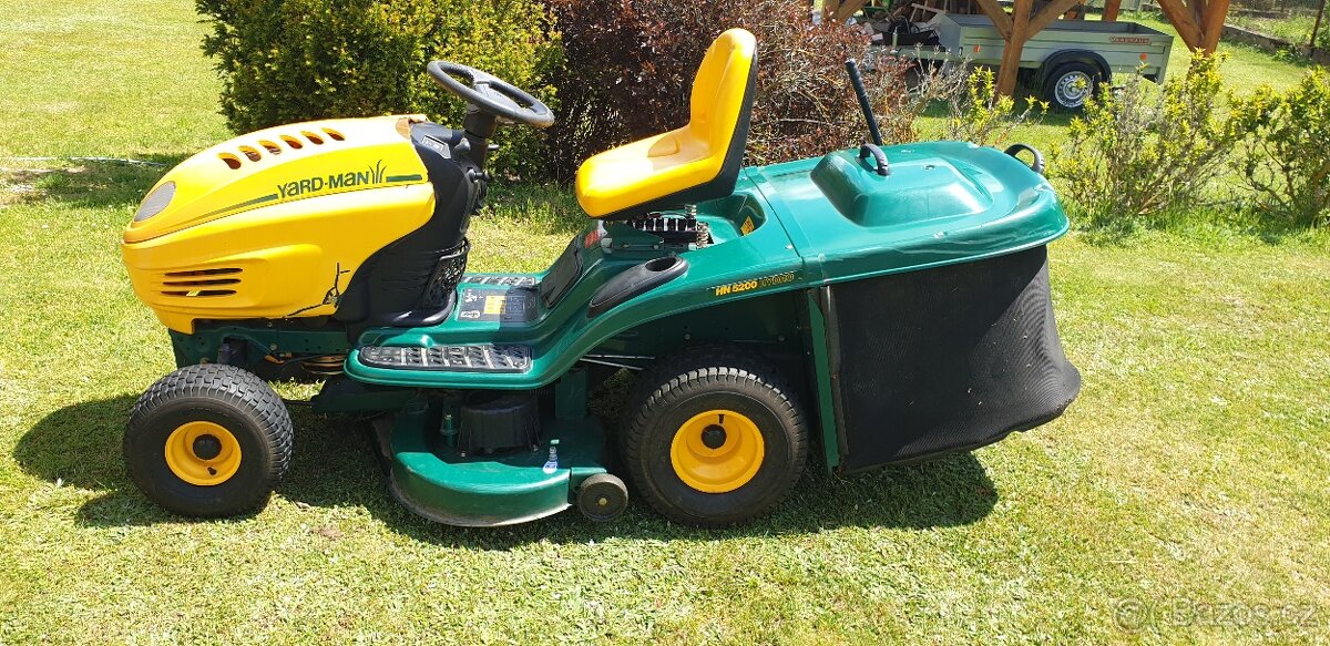 Zahradní traktor
