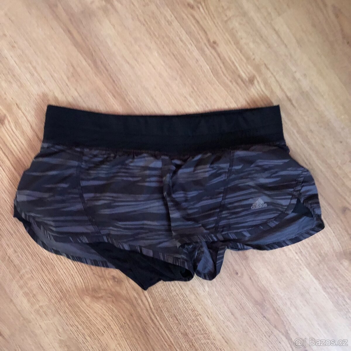 Adidas šortky top stav