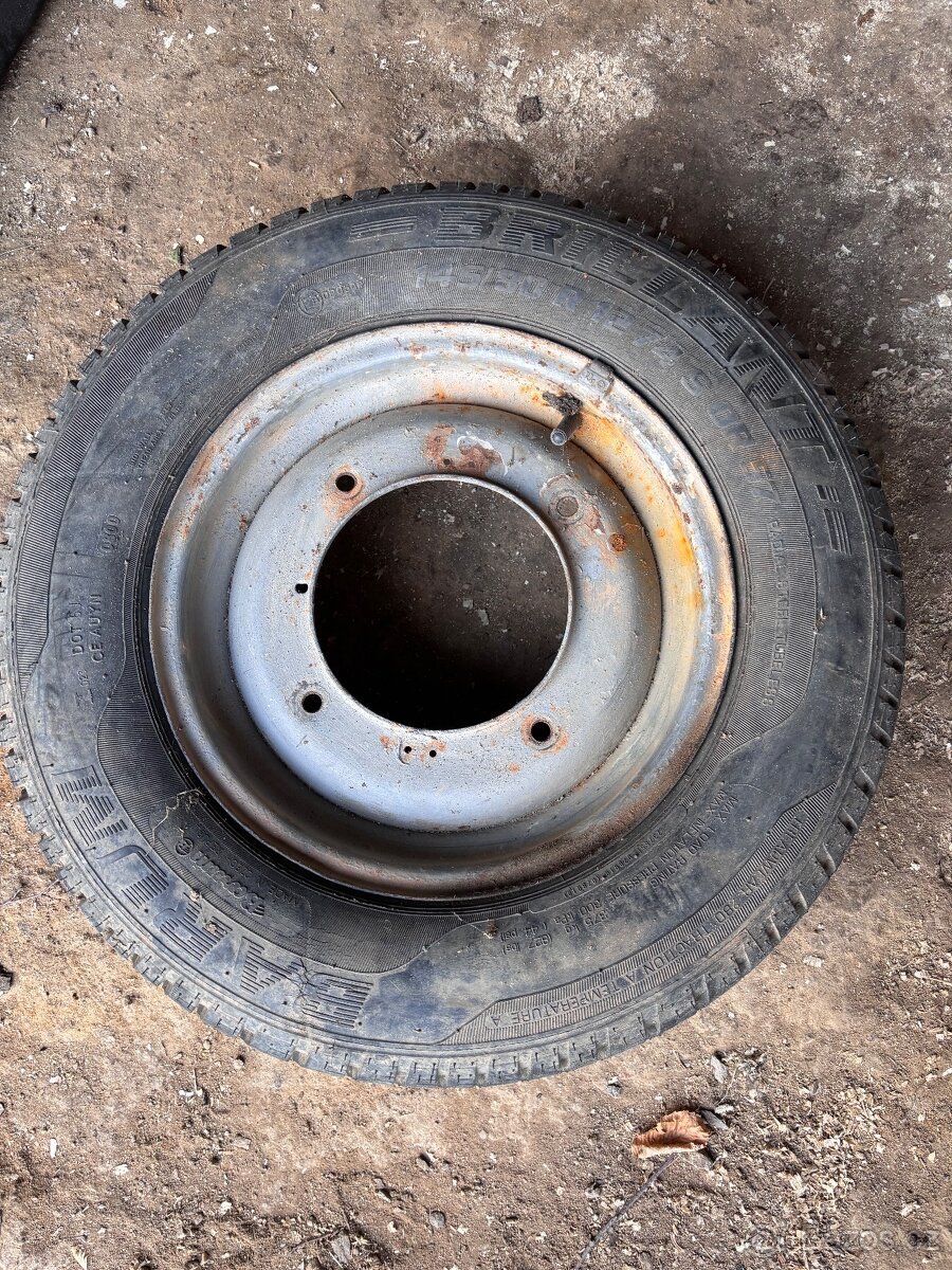Pneu s diskem na n126, polsky fiat 145/80 R12