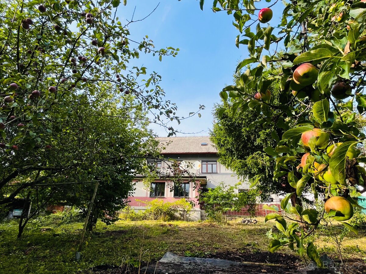 Prodej rodinného domu, pozemek, studna Strašice Pošumaví