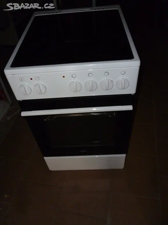 elektrický sporák mora na 230v,sklokeramická deska