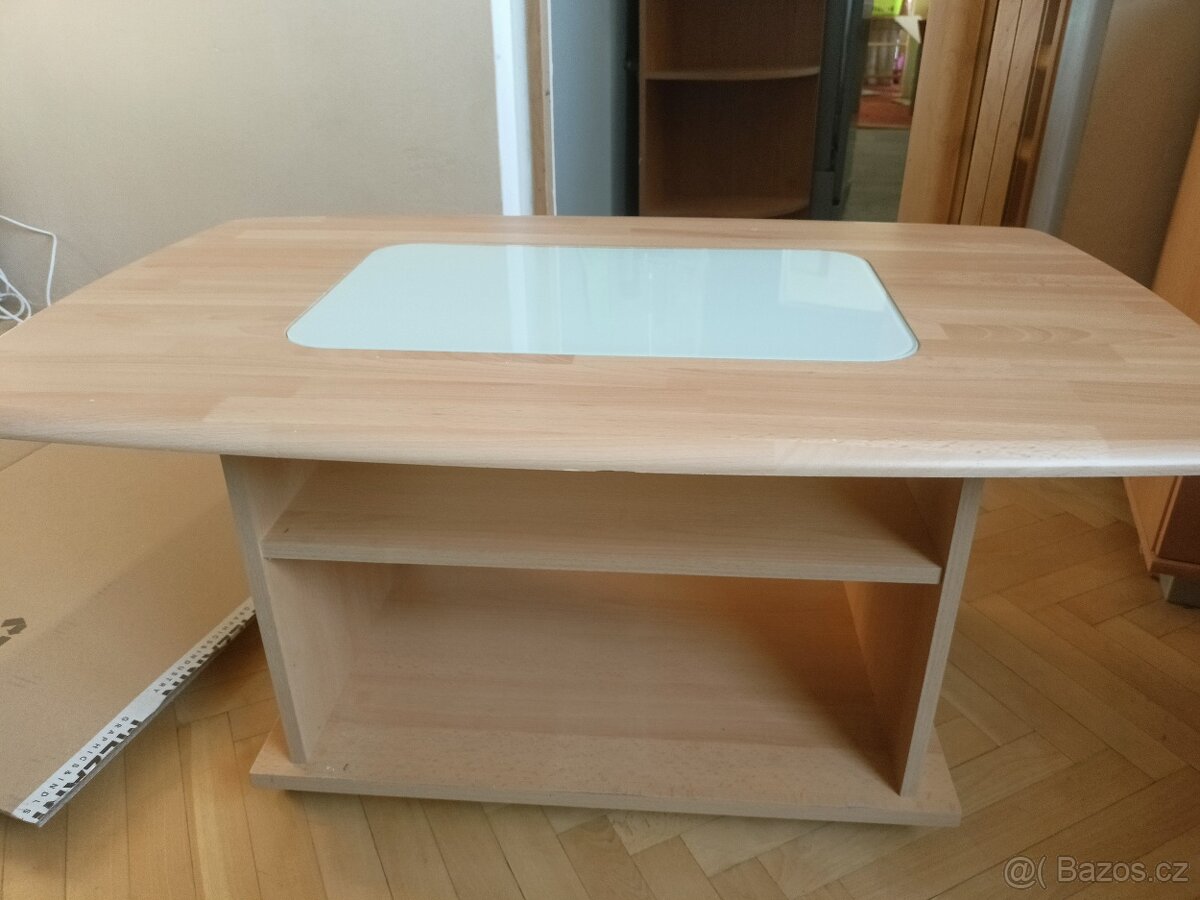 Konferenční stolek