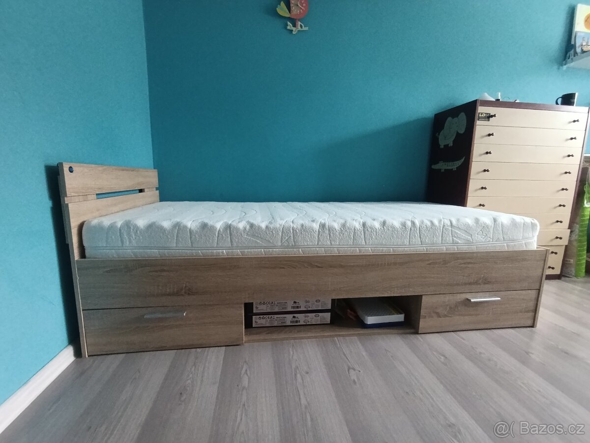 Jednolůžková postel