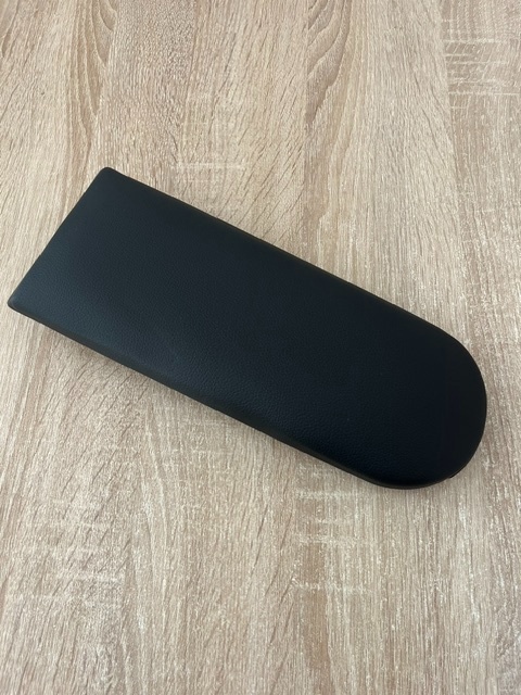 Loketní opěrka Škoda Octavia 1 RS 132Kw