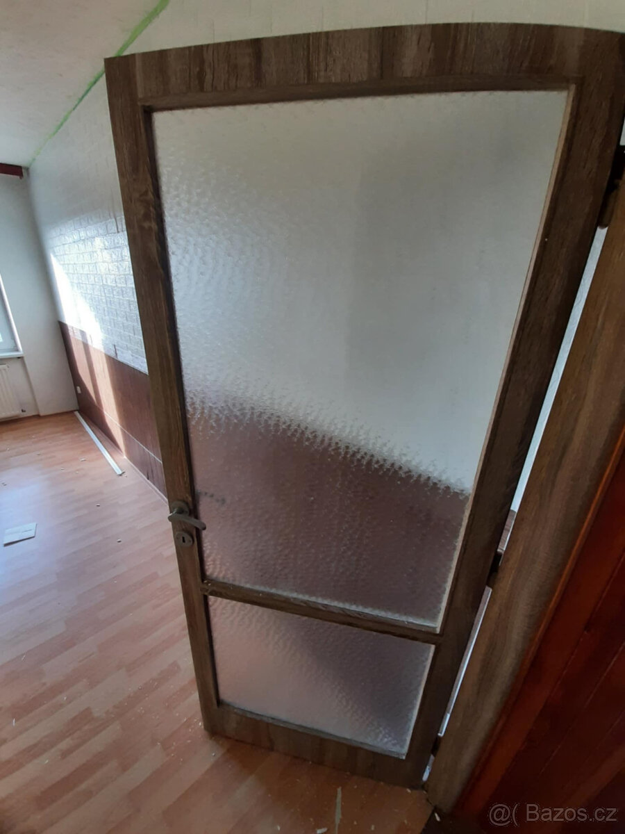 4 interiérové dveře