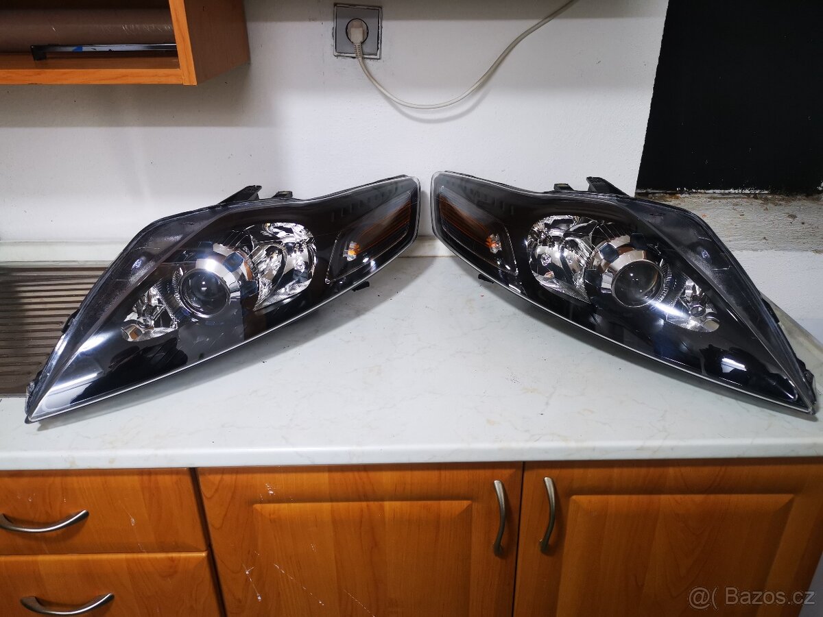 Ford Mondeo mk4 bixenony po renovaci