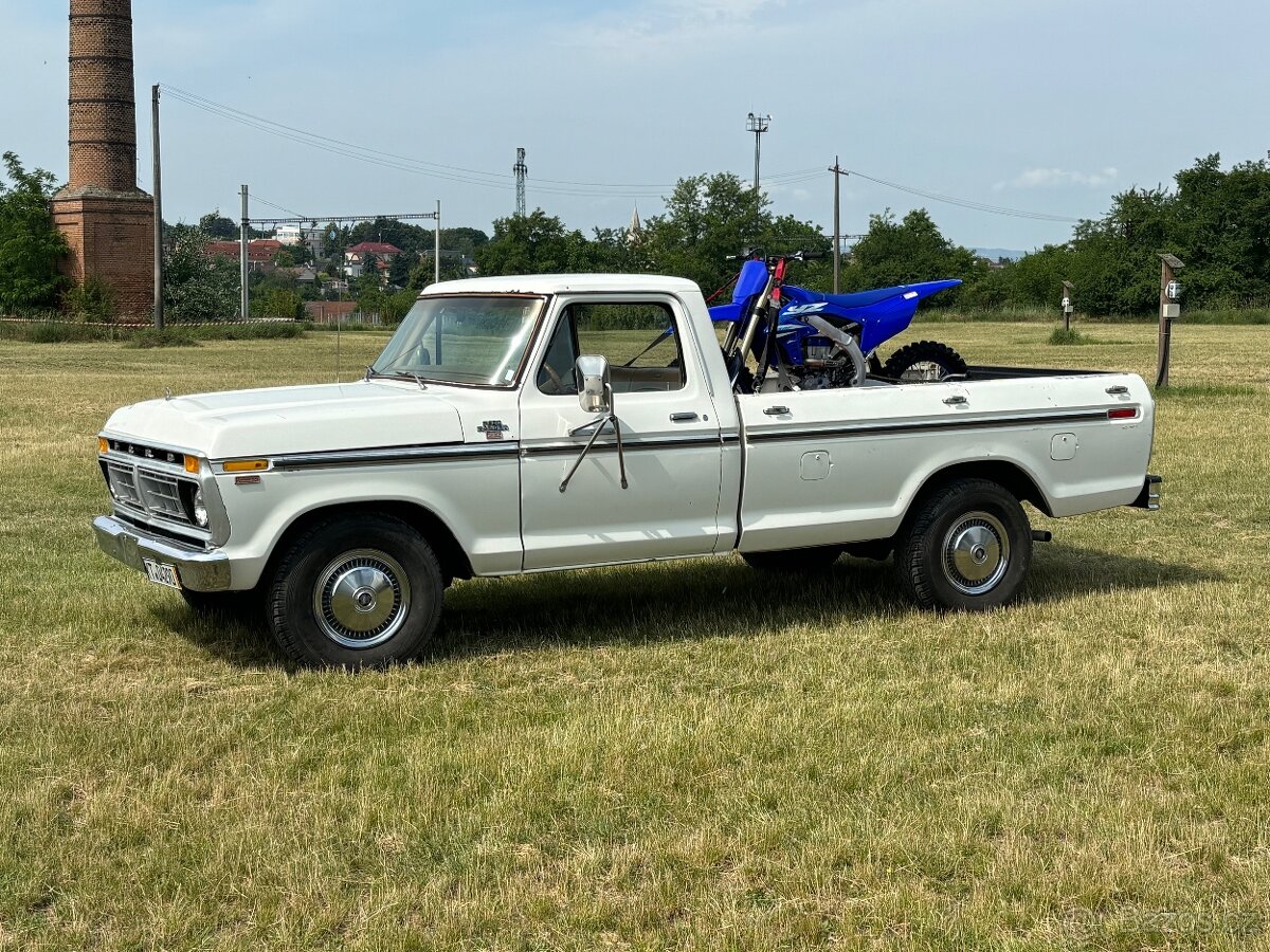 Ford F-250 1977