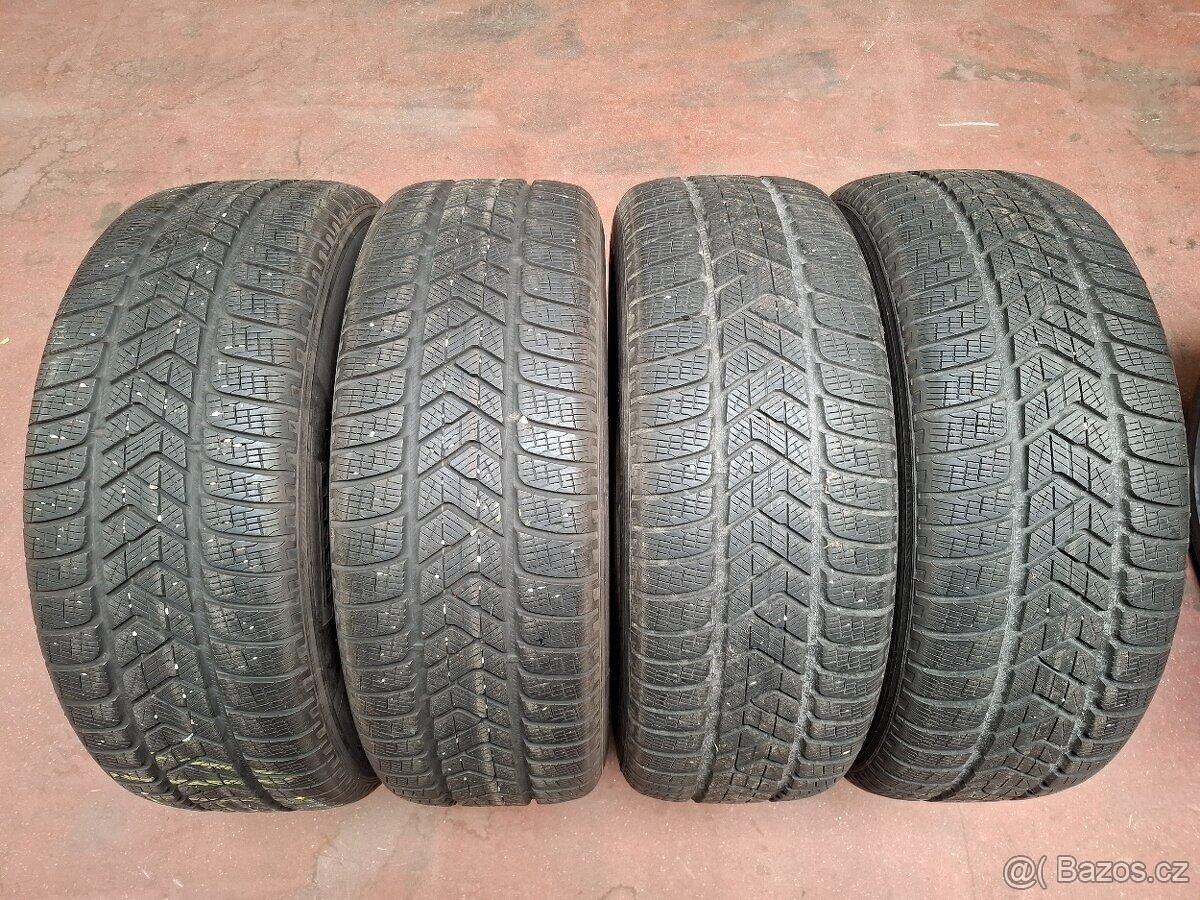 235/65/17 Pirelli Zimní 7 mm