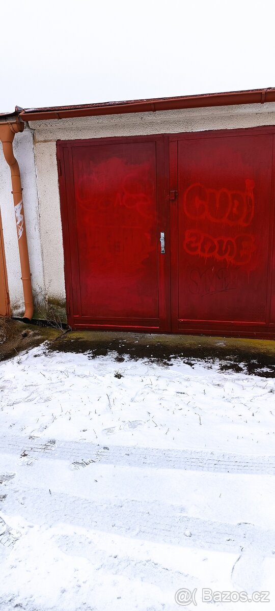 Prodej garáže