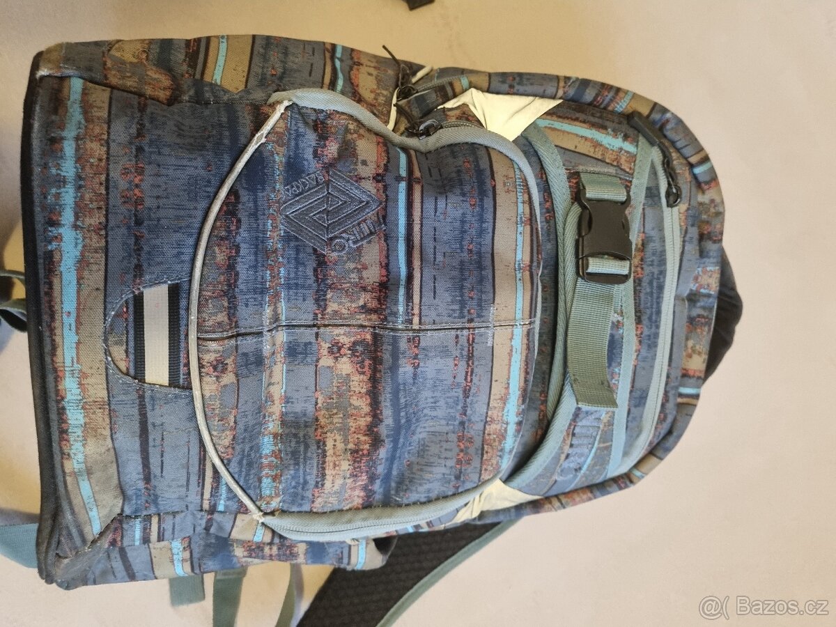 Prodám školní batoh NIRO Superhero