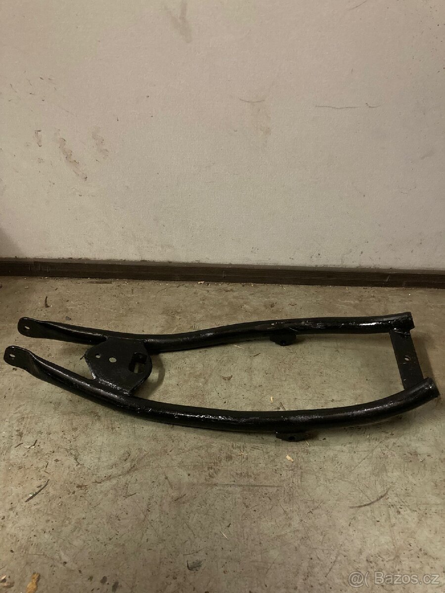 Podsedlový rám simson s51